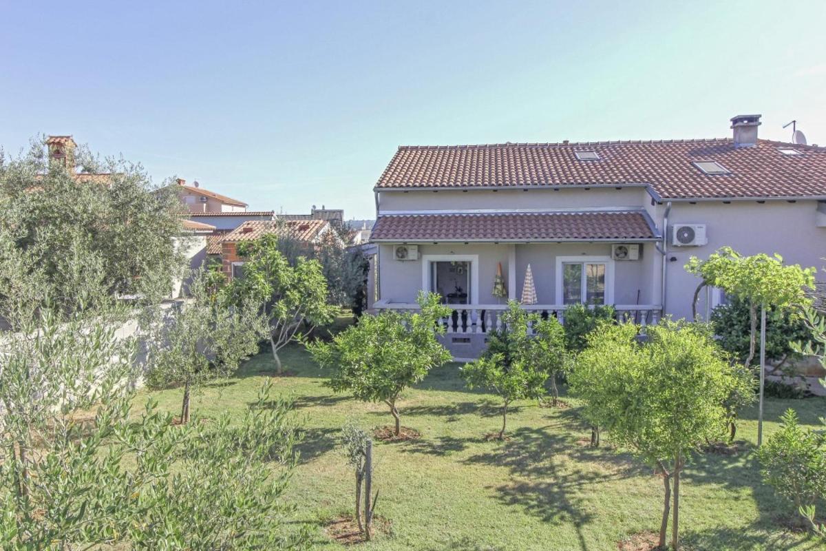 Ane In Pula - Istrien Hotel Exterior photo